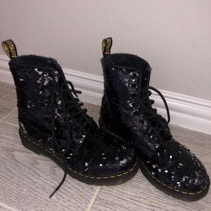 Sparkle Dr.Martens women’s size 9. Worn 2 times